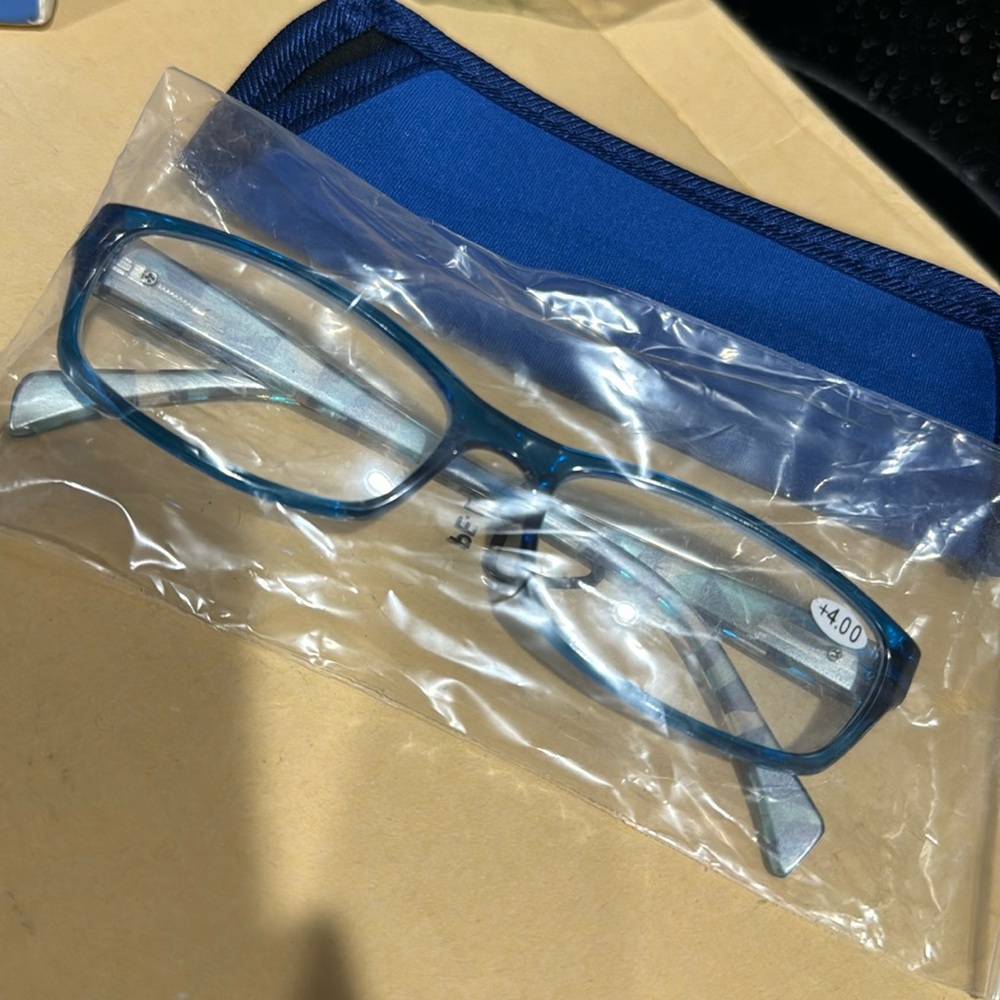 5/$15 3 pair 4.00 NEW READING GLASSES